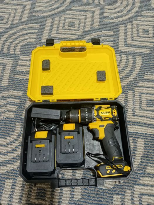 Шуруповёрт новый пару раз использовали для дома