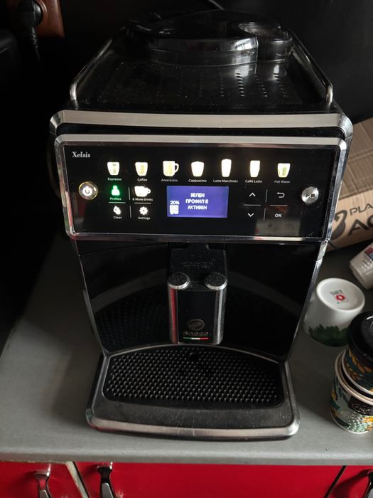 Saeco Xelsis кафе машина