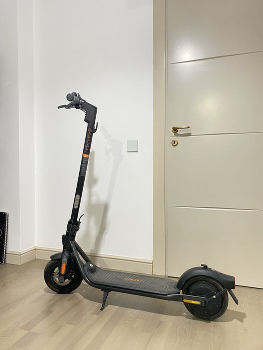 Trotinetă Segway Ninebot F2
