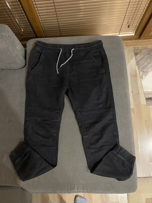 Черни панталони