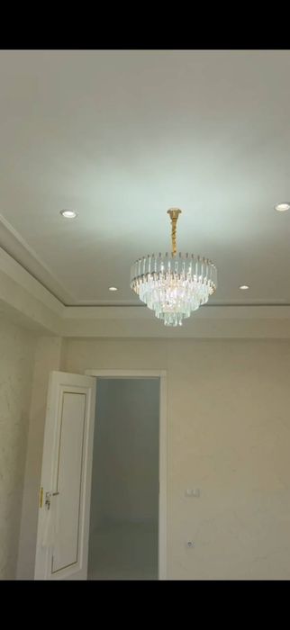 Humsonda srochna do'm sotiladi