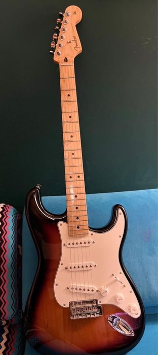 Fender Player Stratocaster 3 Color Sunburst