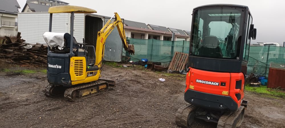 Miniexcavator komatsu braț lung 3cupe