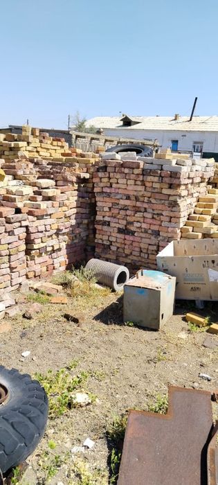 Продам кирпич 1шт 80тг