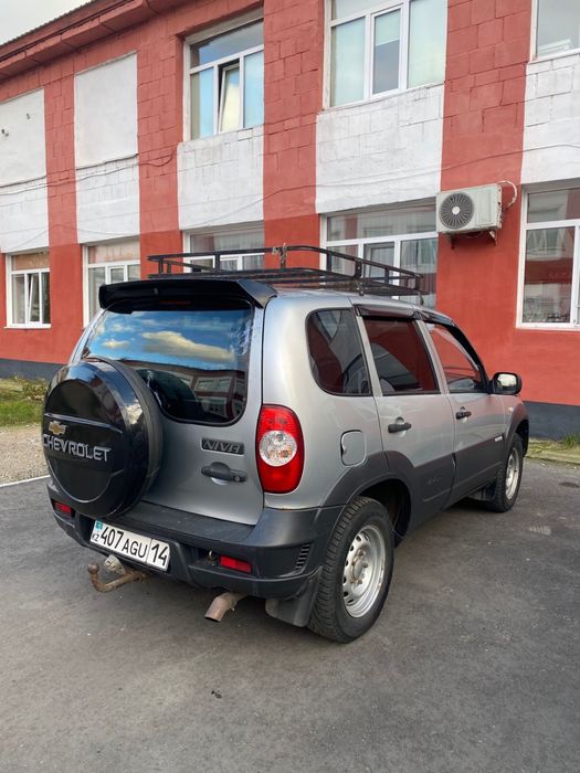 Шевроле Нива.