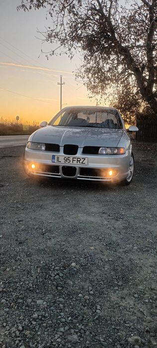 Doar vând Seat Toledo