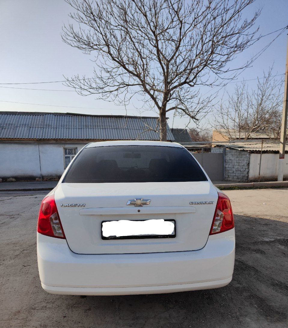 Chevrolet lacetti 2-pozitsiya