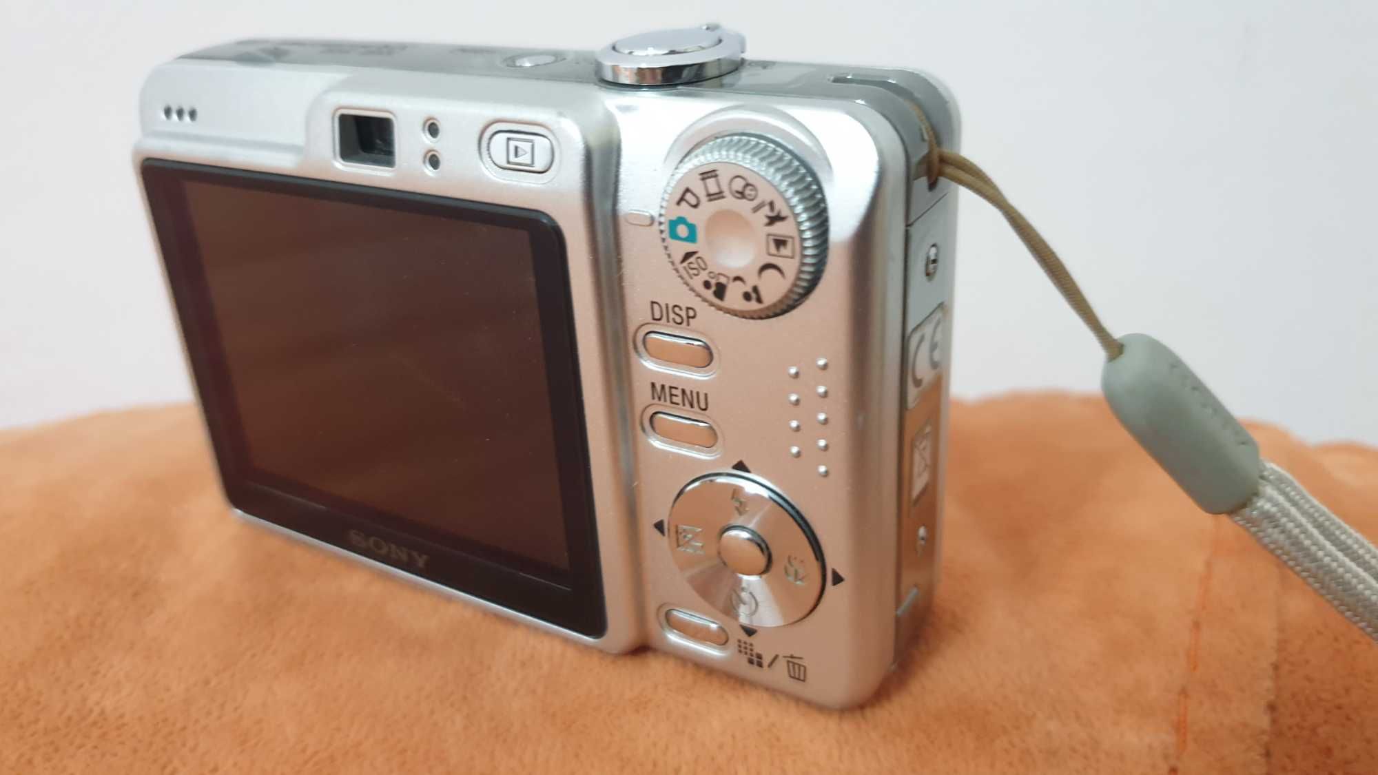 Sony Cyber-shot W-55 7.2 МРx