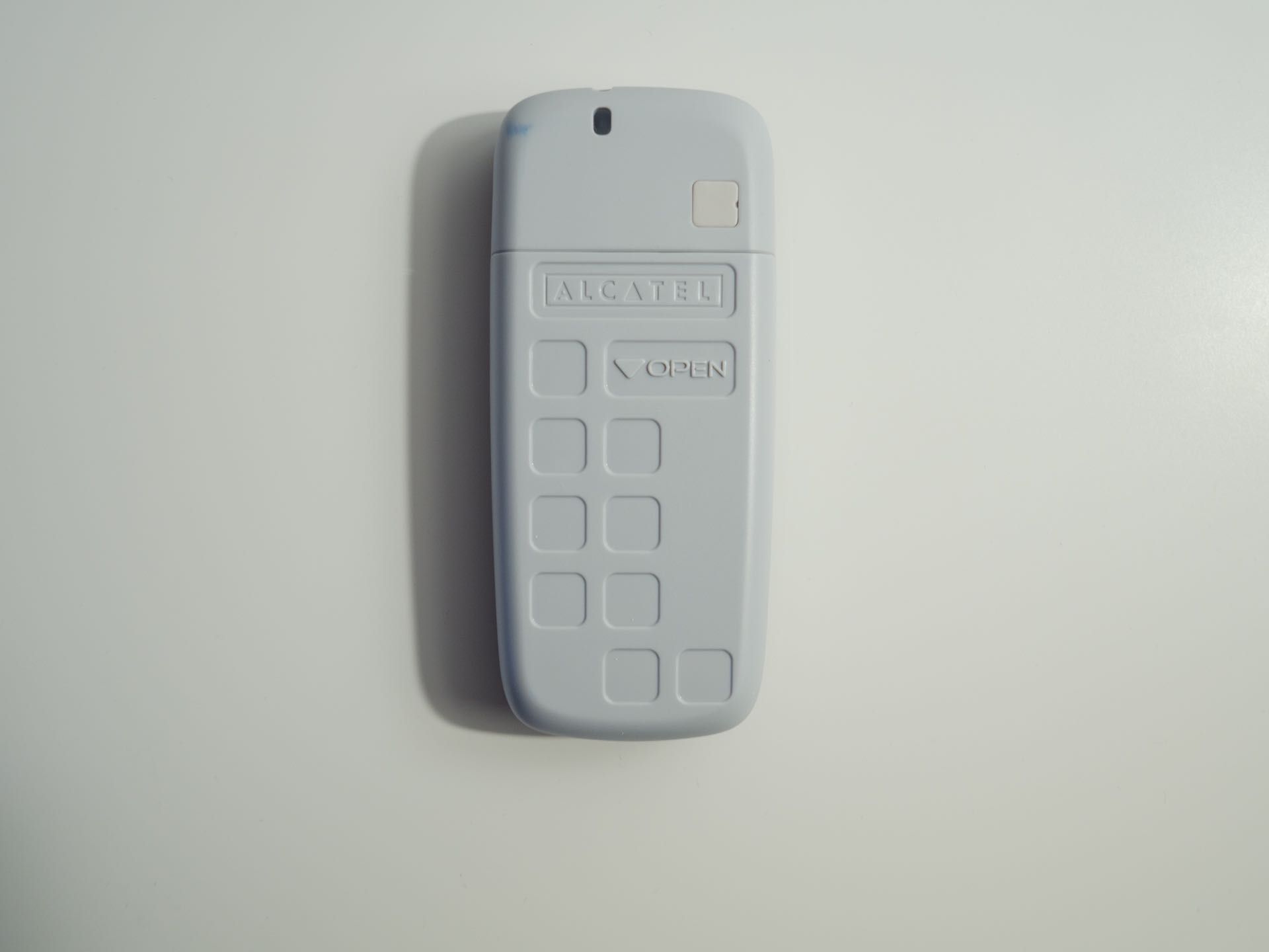 NOU - ALCATEL OT-157, neutilizat, folie pe ecran - DE COLECȚIE