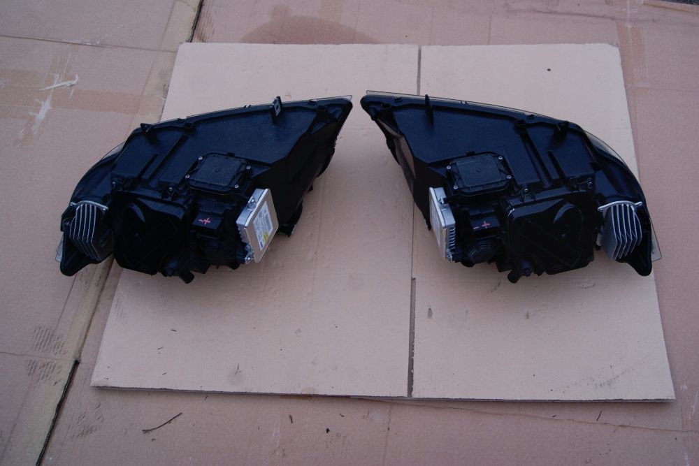 Bmw E90 E91 far bixenon stanga dreapta faruri led adaptiv lci