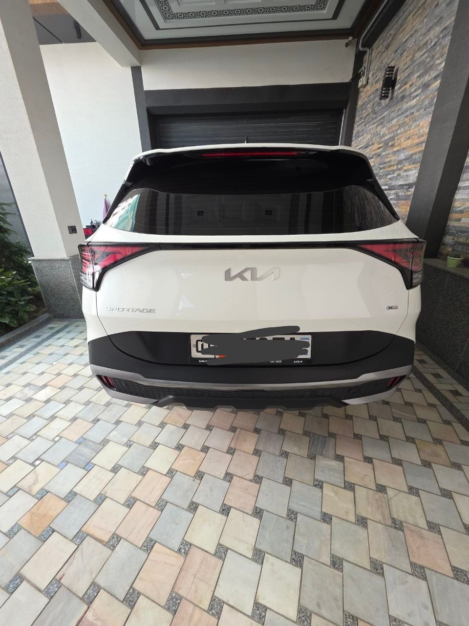 Kia sporteg sotiladi xline pozitsiyasi 53.000km yurgan