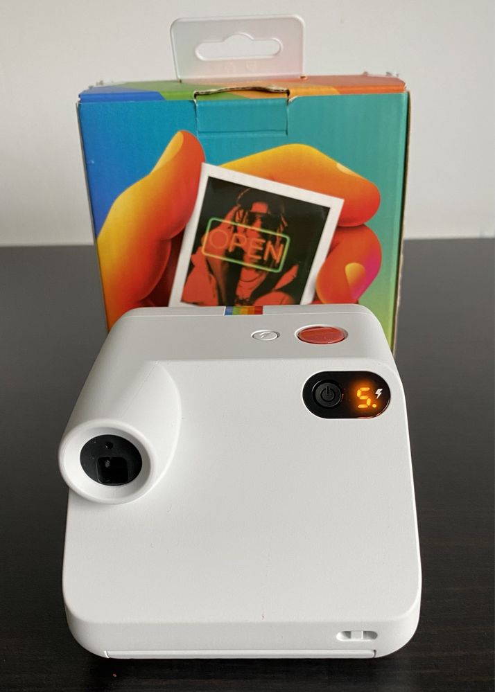 Aparat foto instant Polaroid Go alb