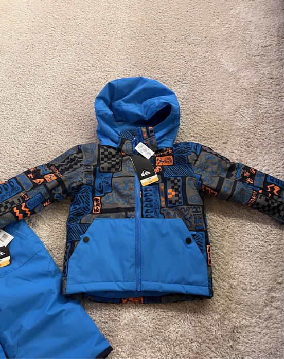 НОВ Детски ски екип Quiksilver размер 3