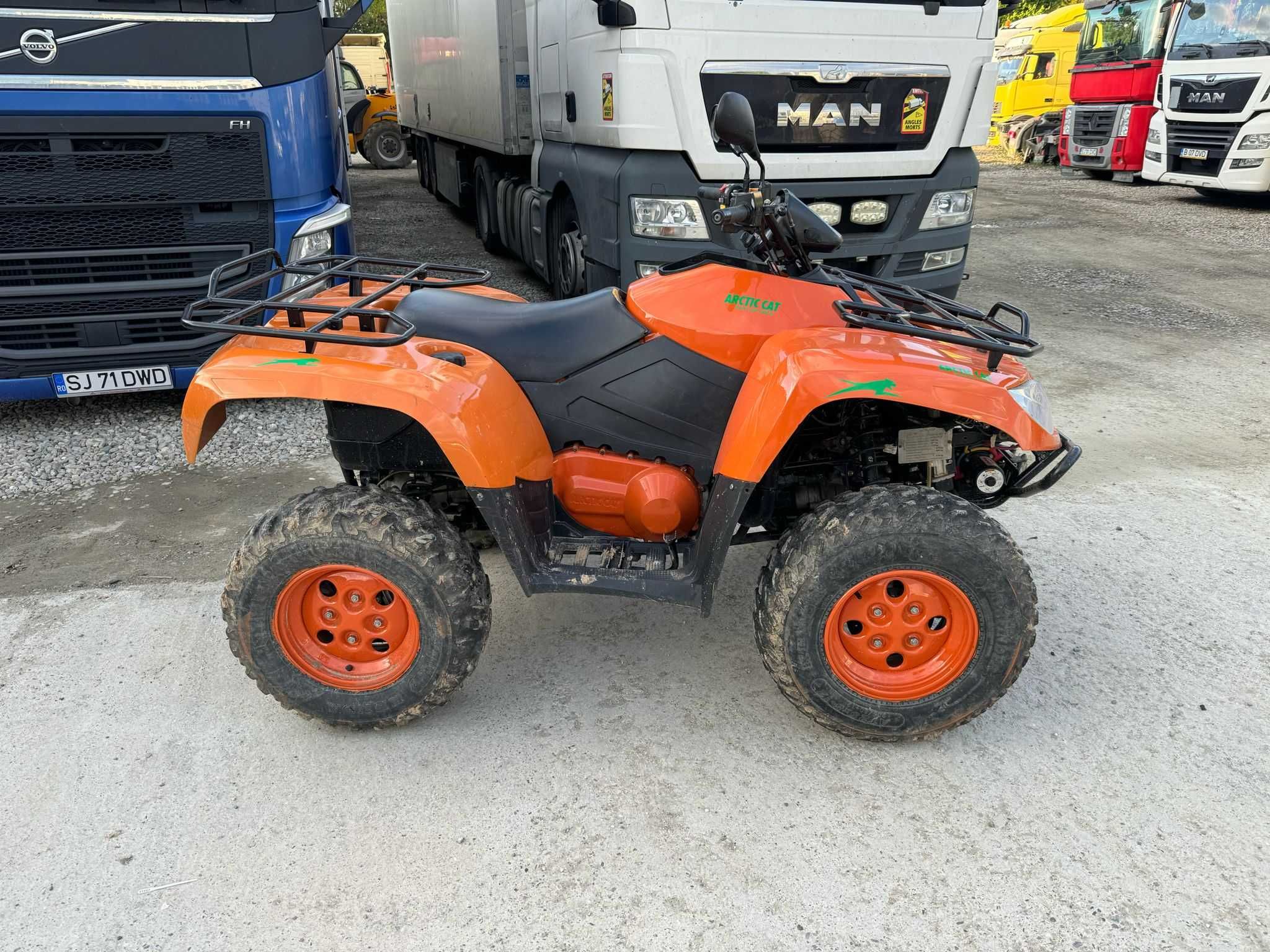 Atv Artic Cat 700(can am, tgb, linhai, suzuki, cf moto)