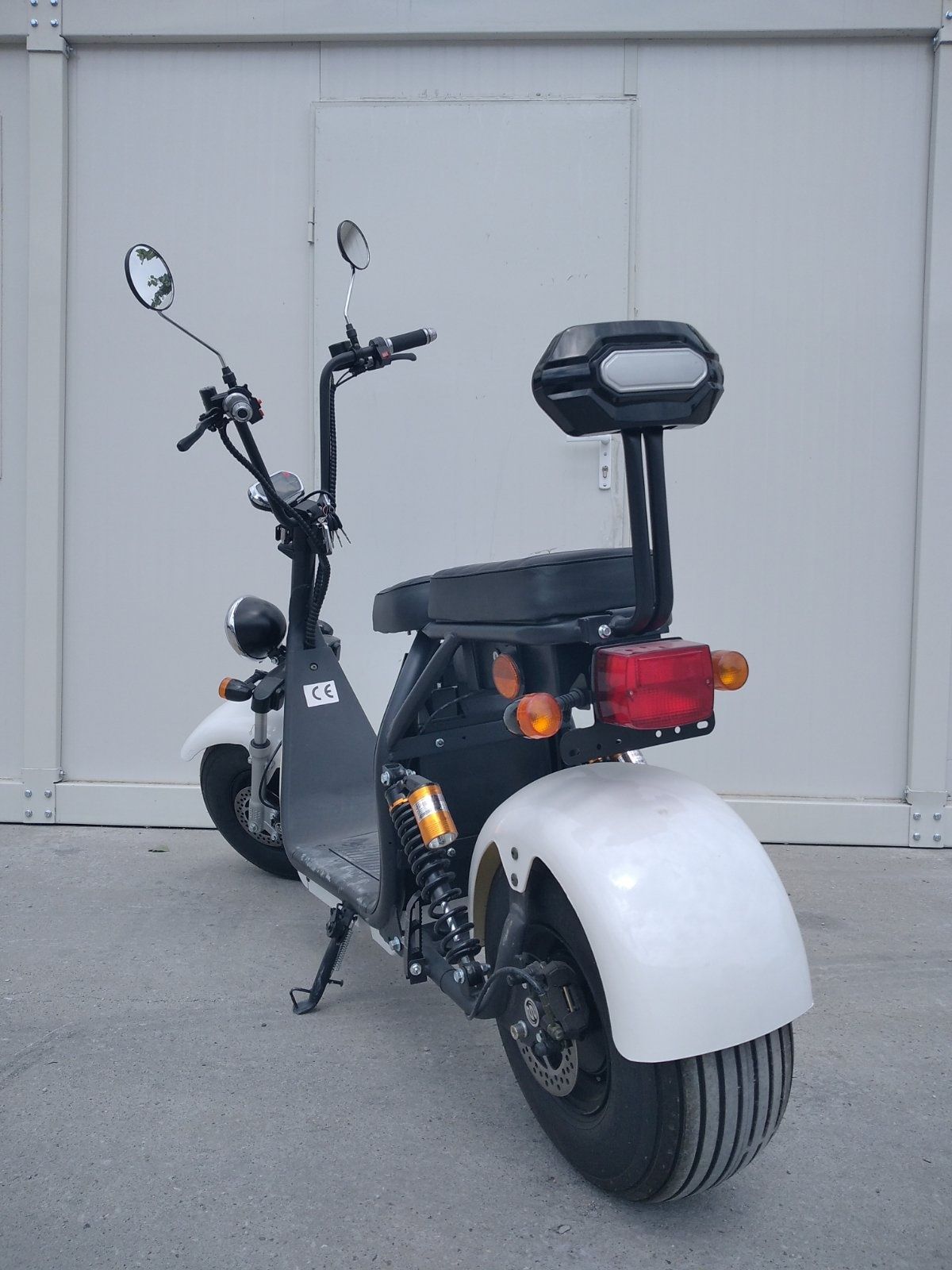 Електрически чопър тип скутер Харли 2023