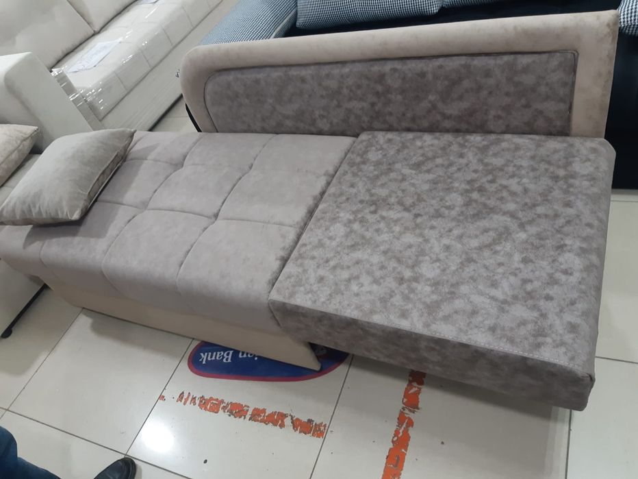 Продам диван для кухни или детской