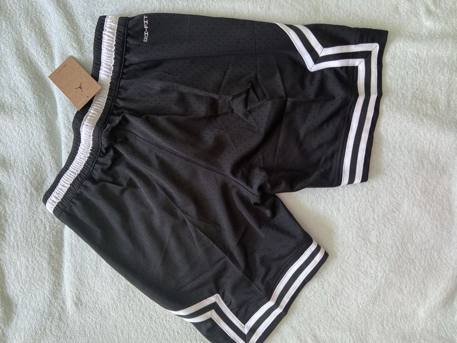 pantaloni scurti jordan
