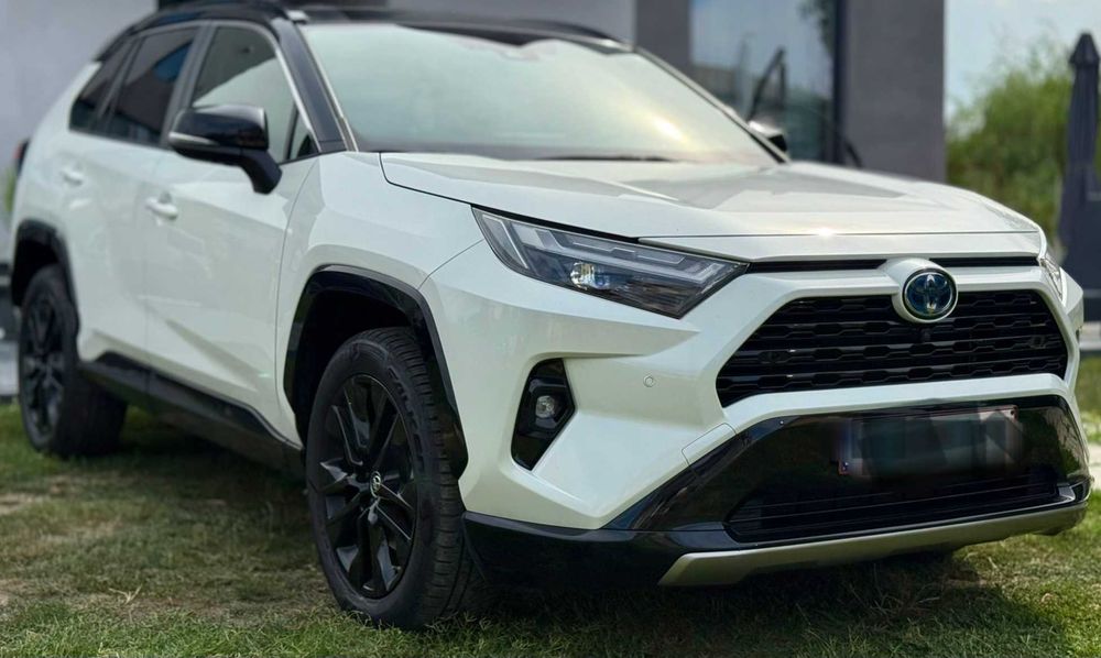 Toyota Rav4 an 2023 Alb perlat
