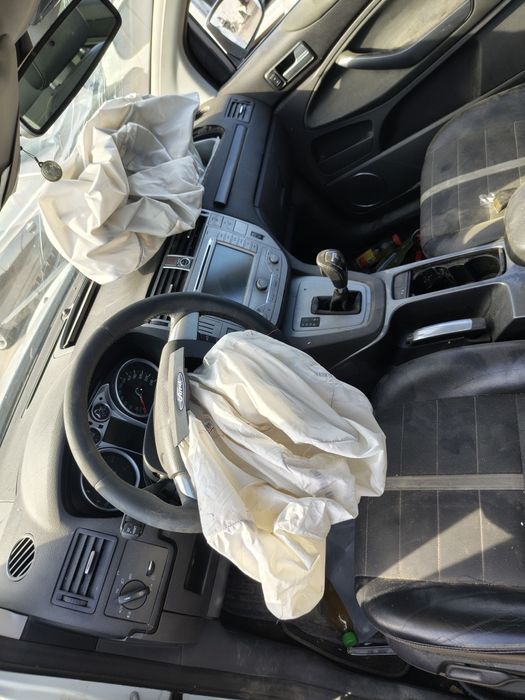 Dezmembrez Ford kuga 2.0 tdci euro 5 automat