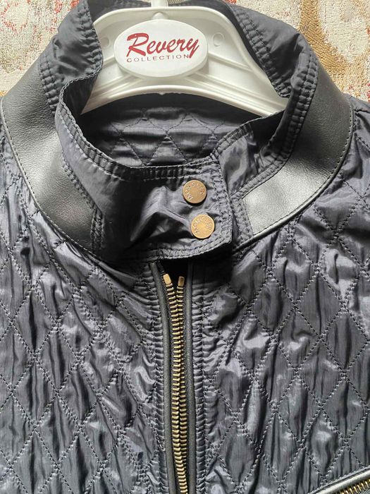 Оригинално есенно яке Moncler  S -M размер Отлично състояние