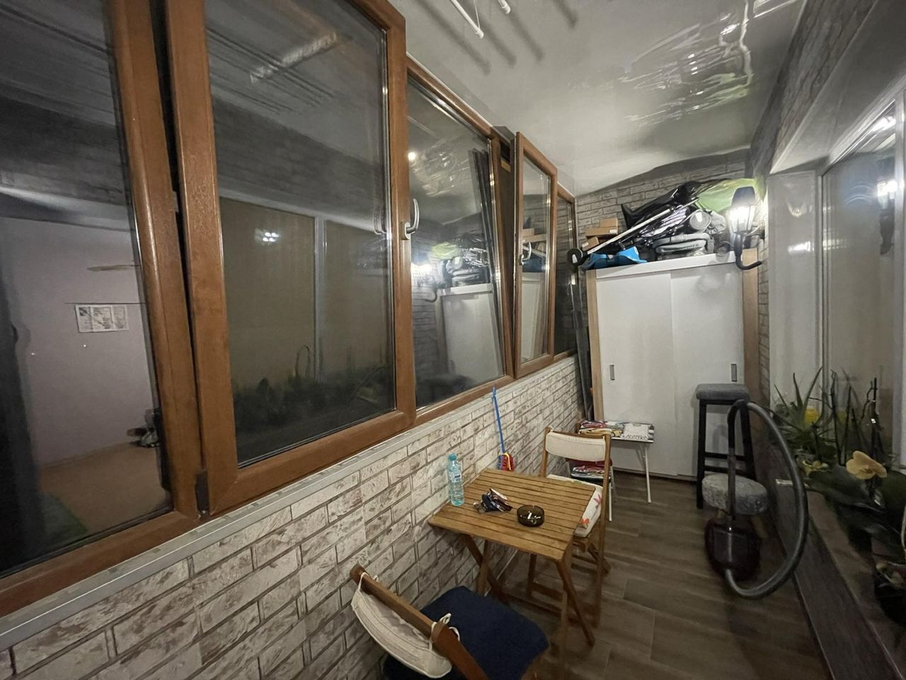 Продава се Тристаен апартамент в Пловдив, Тракия - 92 кв.м за 1250 €/кв.м - Снимка #2
