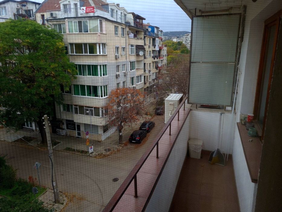 Дава се под наем Двустаен апартамент в Варна, Автогара - 68 кв.м за 331.5 € - Снимка #6