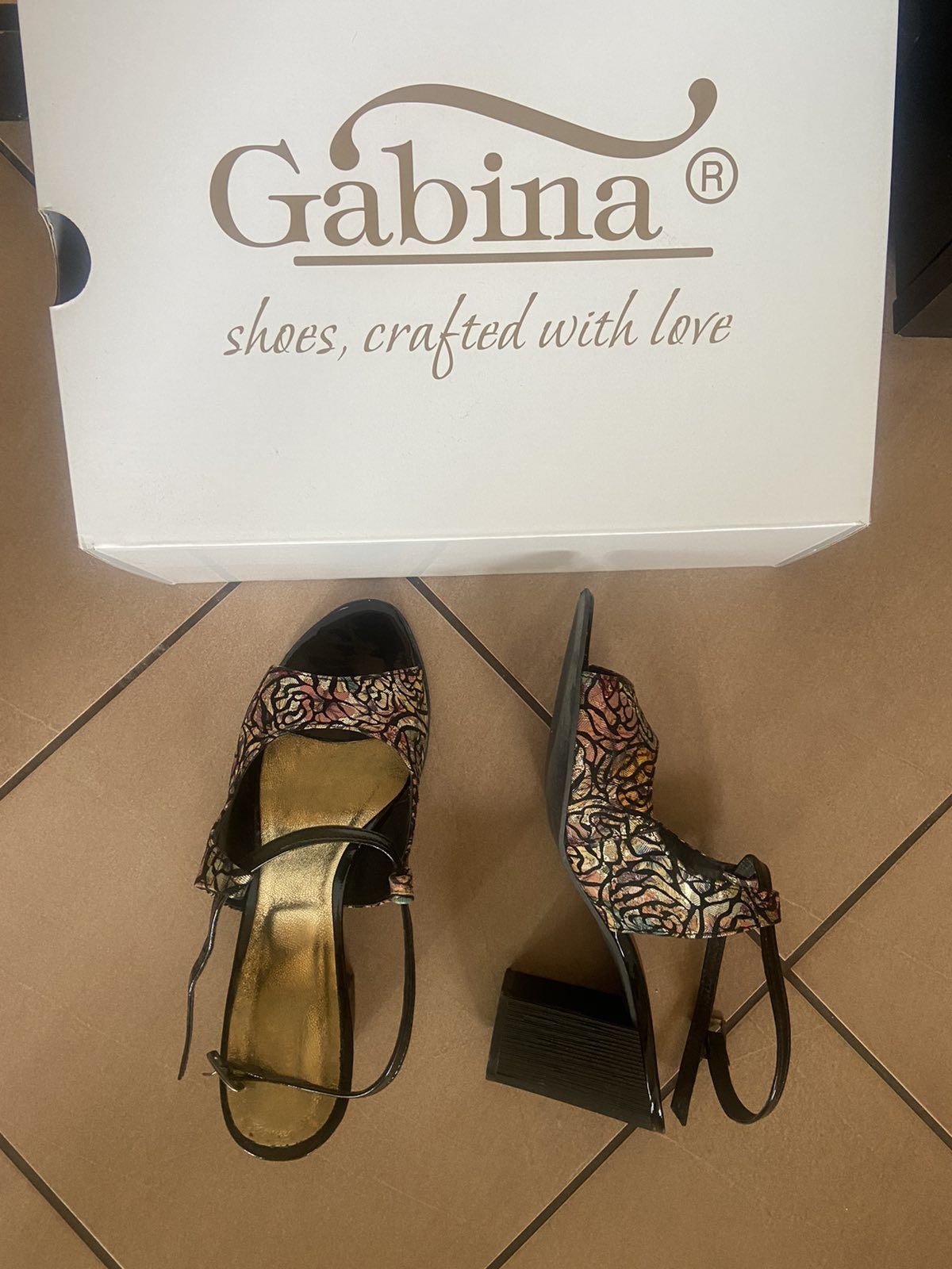 Дамски сандали Gabina естествена кожа