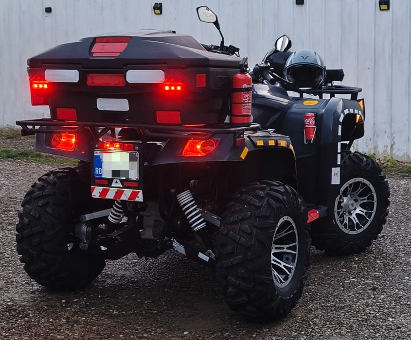 ATV 4x4  înmatriculat Ro cu 2 locuri motor 700cm3
