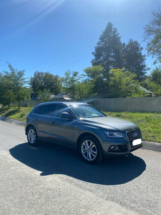 Vând Audi Q5 Quattro S-Line 2.0 TDi 2013