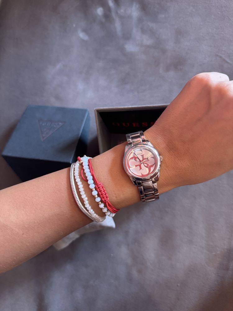 Дамски часовник Guess