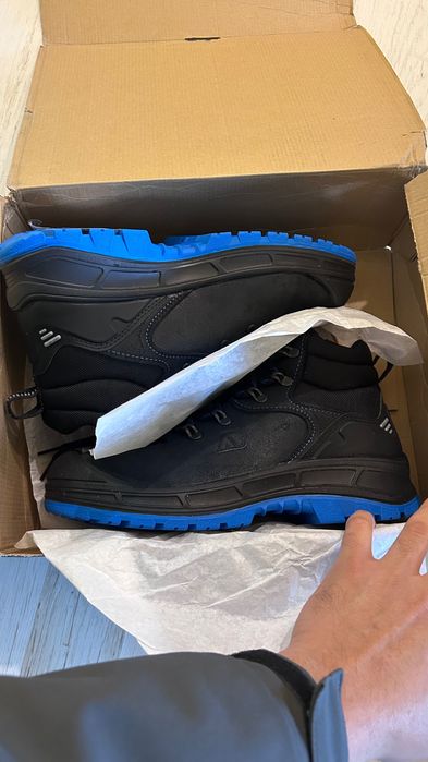 Мъжки обувки метал бомбе