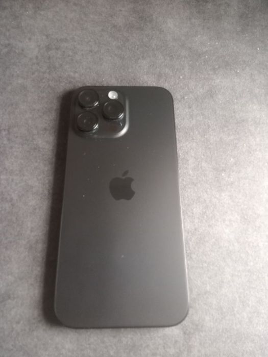 iphone 15 pro max, 10/10 состояние,256 гб, 88% акб