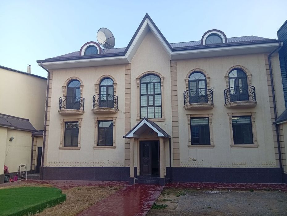 Аренда Ховли Юнусабад.Можно под офис!