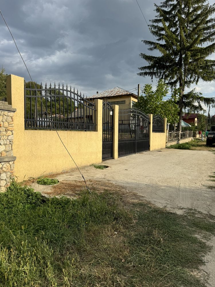 Vind teren intravilan central  in comuna Botesti,judetul Arges