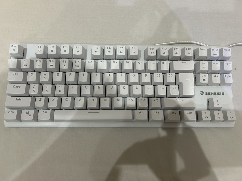 Геймърска кравиатура GENESIS THOR 303tkl