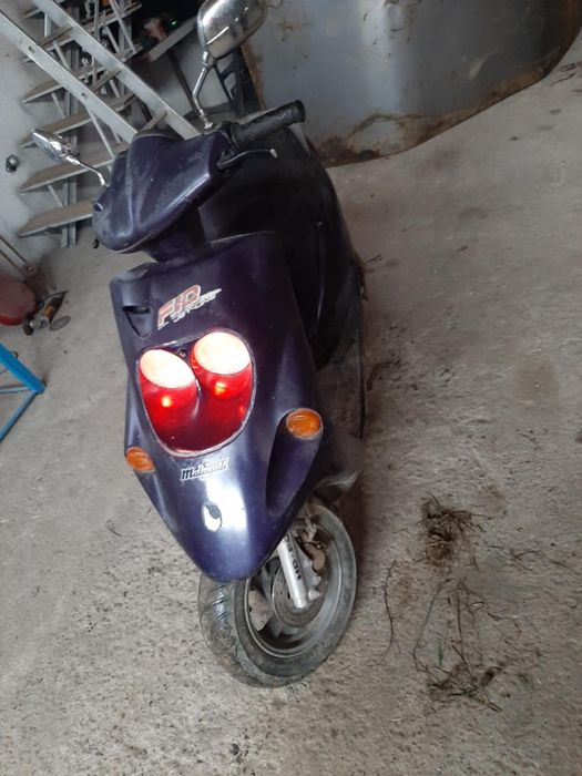 Vând scuter mslaguti f10