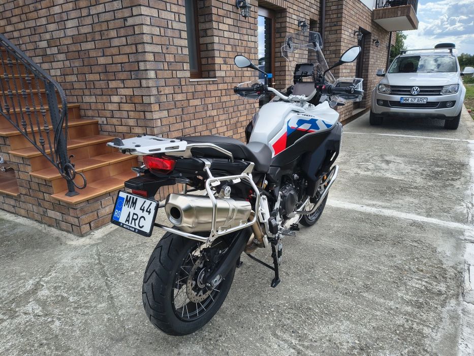 2024 BMW F900 GS Adventure accesorizat sau stock