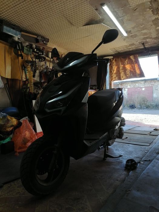 Продам м8 веном 125сс