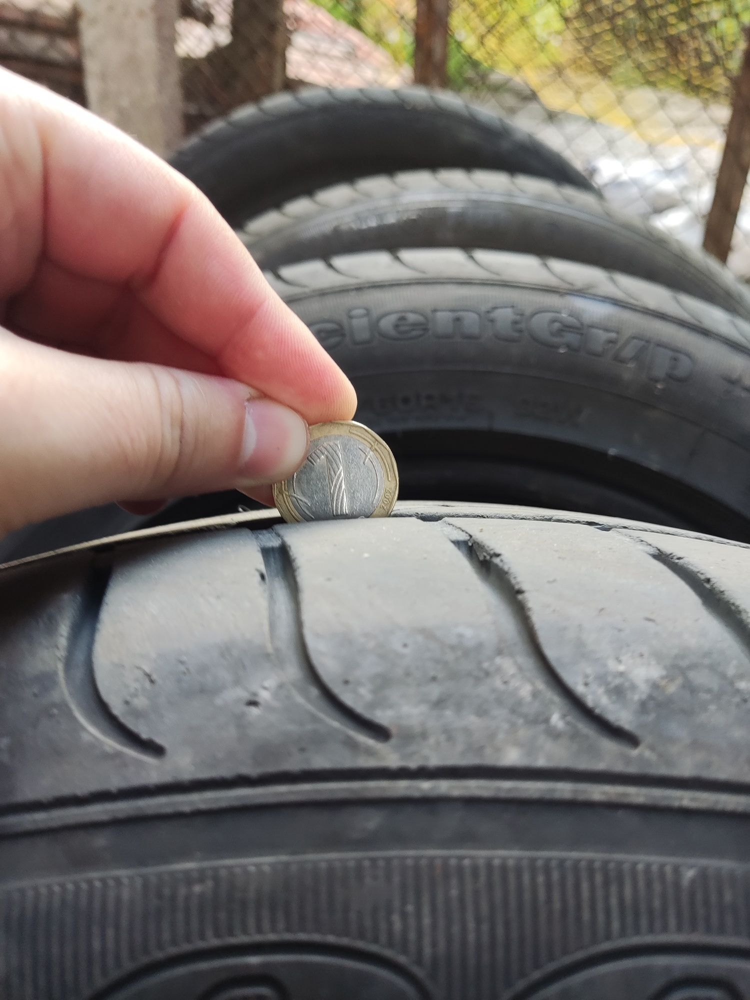 Гуми 205 60 16 Goodyear EfficientGrip RSC