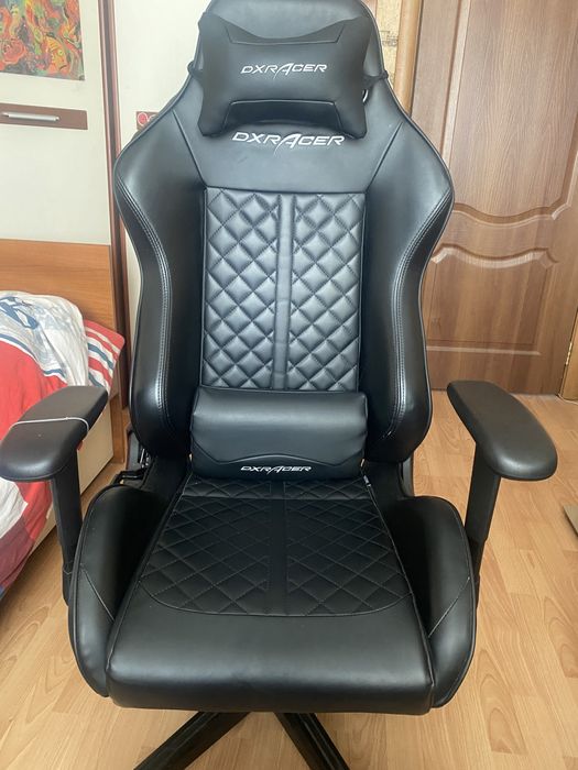 Игровое кресло Dxracer OH/DH73/N