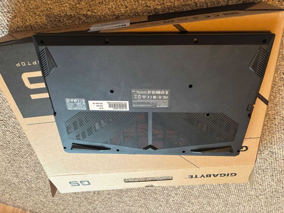 Laptop gaming GIGABYTE G5 KF, 144Hz, i5-12500H, 16GB, 512GB, 4060 8GB