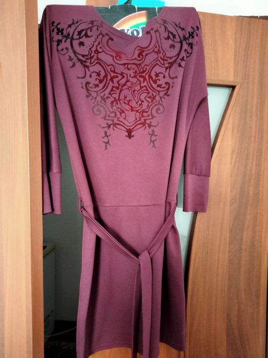 Нарядные трикотажные платья