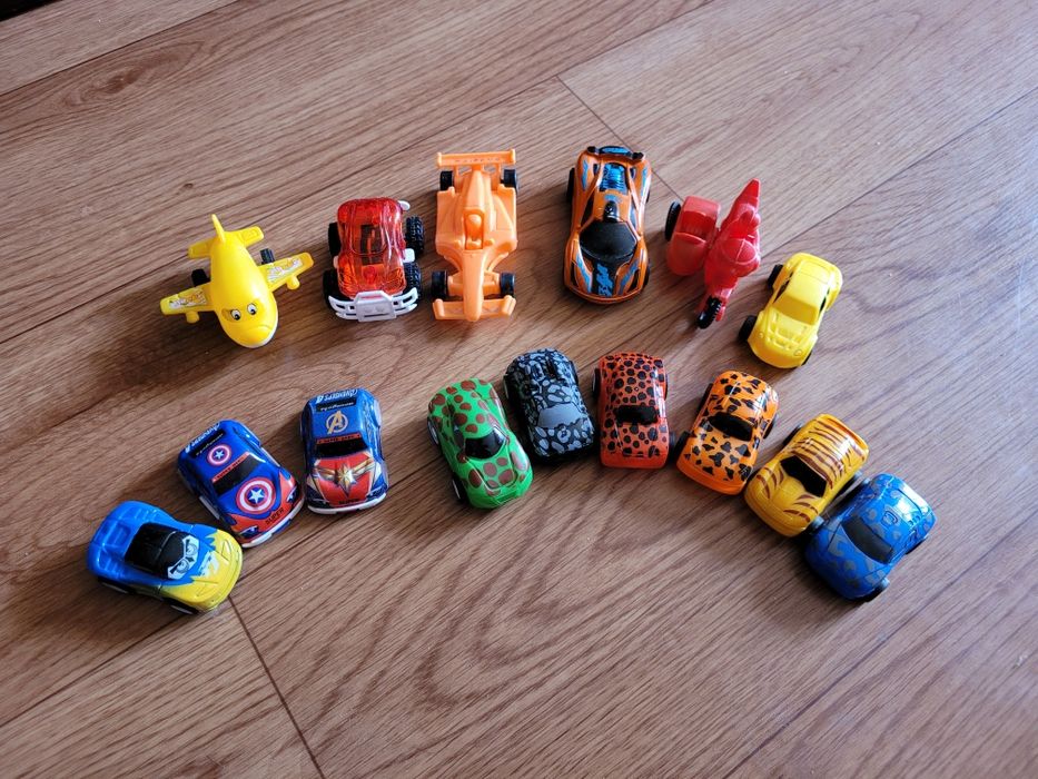 Машинки маленькие (15шт)