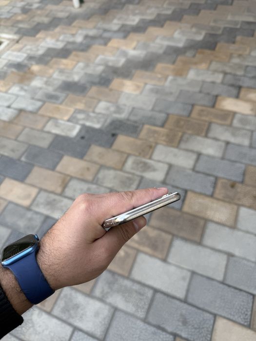 Iphone x ayfon x 64gb LL/A holati ideal sotiladi aybi yo face ishlidi