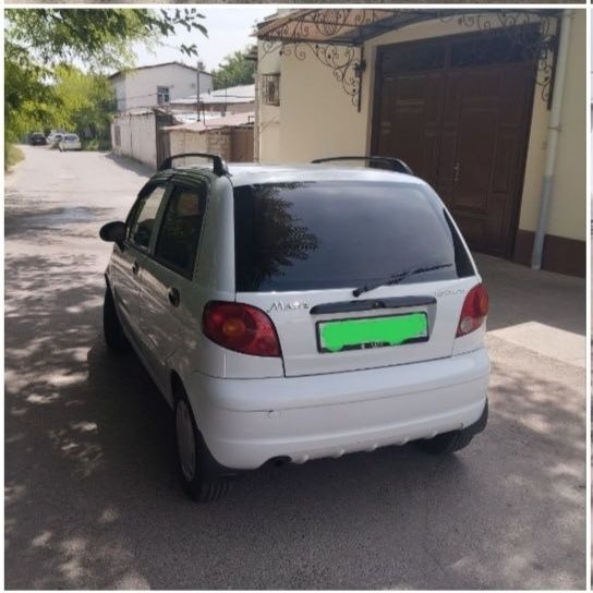 Matiz mashina sotiladi