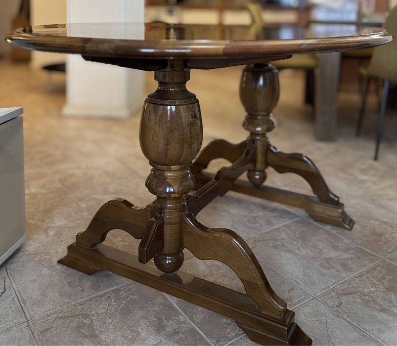 Винтидж комплект от дървена маса + дървени столове