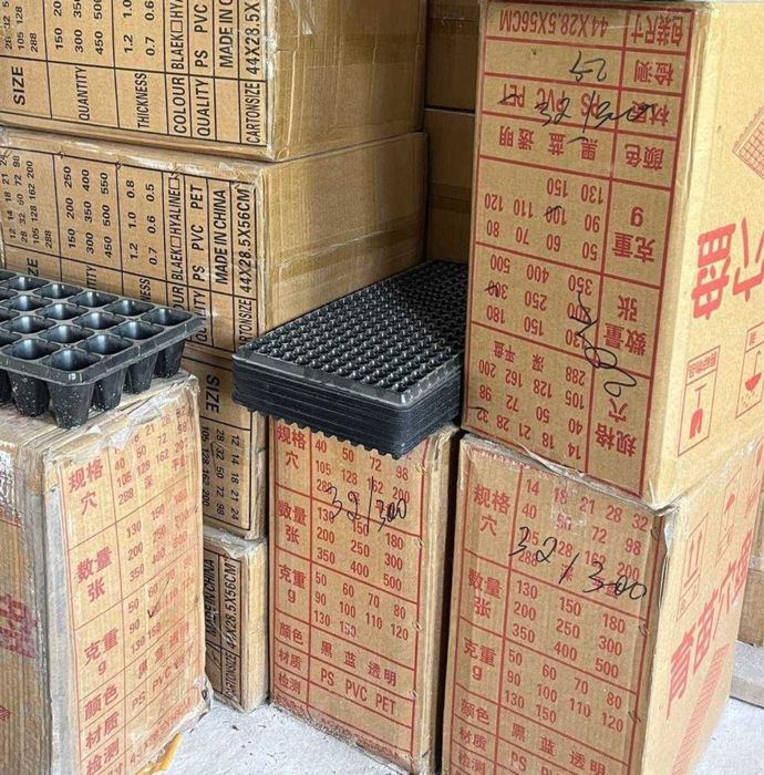 Лотки, стаканчики, кассеты для рассады