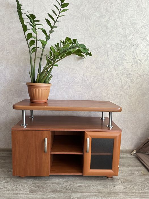 Продам тумбу