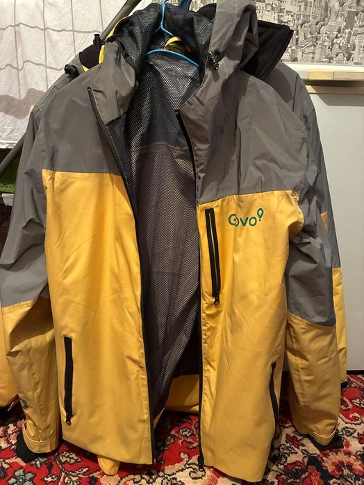 Продам ветровку Глово