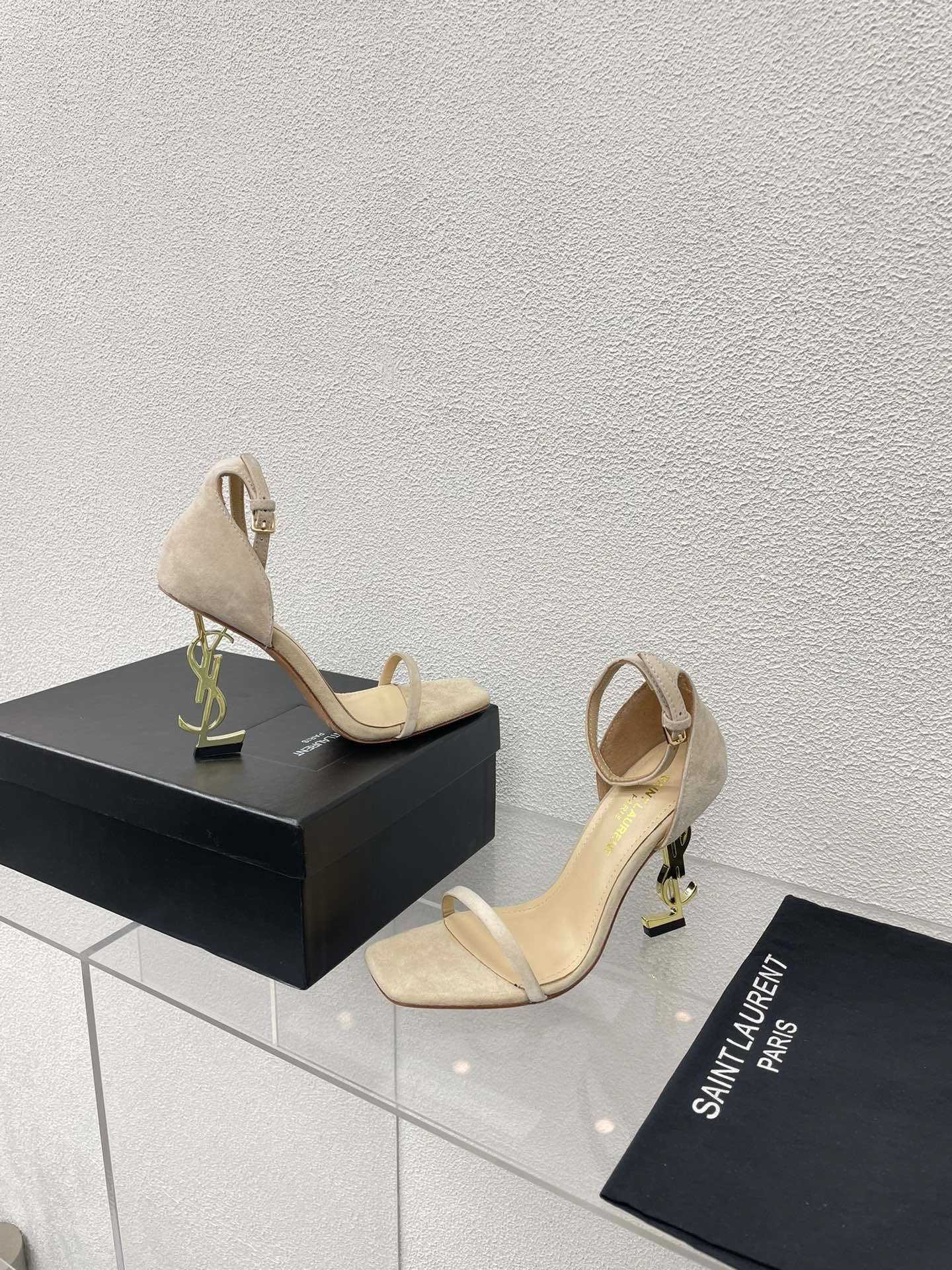 Tocuri YSL, Calitate Premium, Icarus Brands